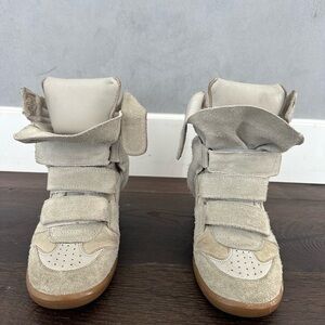 Isabel Marant BEKETT SNEAKERS
leather sneakers Velcro